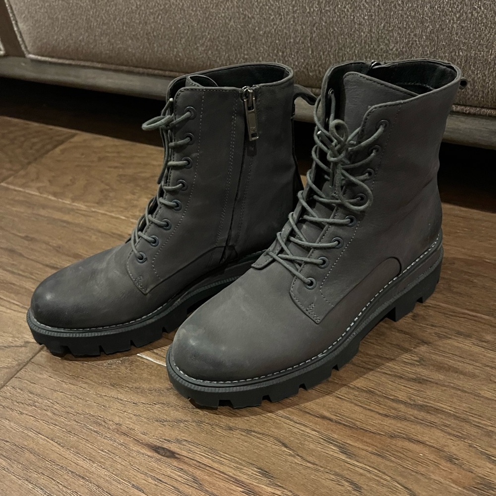Sam Edelman boots - 8 - like new